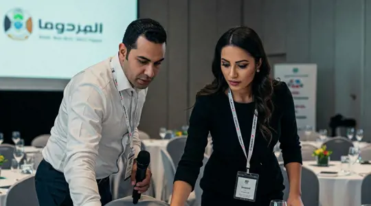 منظمو المؤتمرات والمناسبات.jpg